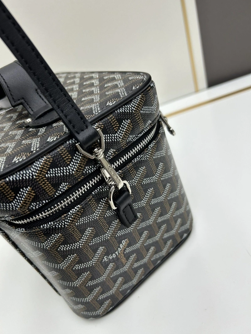 Sophisticated Gxyxrd Cosmetic Bags 82526