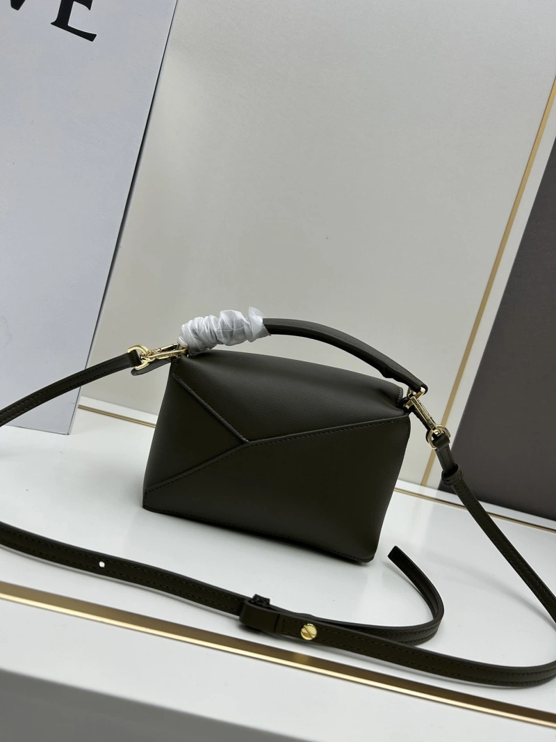 DailyWear Lxxwe Handle Bags 82503