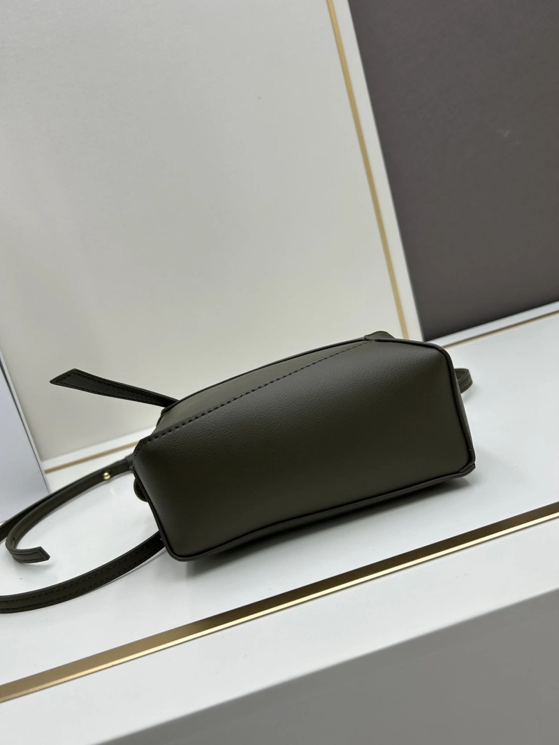 DailyWear Lxxwe Handle Bags 82503