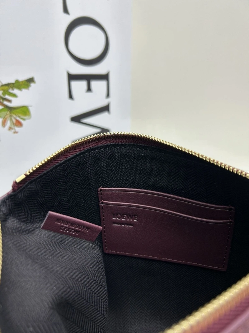 ModernLook Lxxwe Clutch 82500