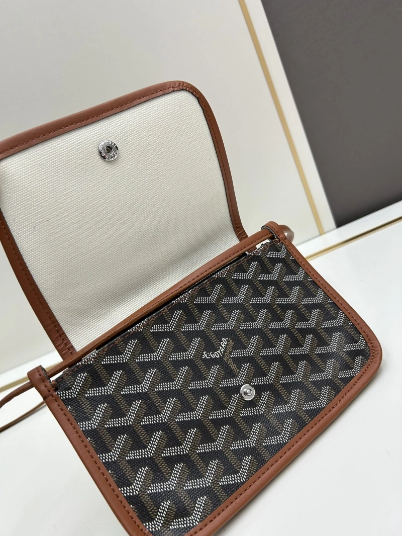 Bright Gxyxrd Clutch Bags 82513