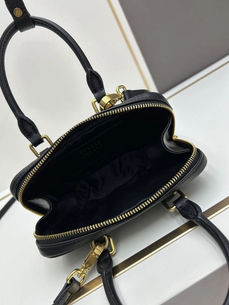 Resilient MIX MIX Top Handle Bags 79533