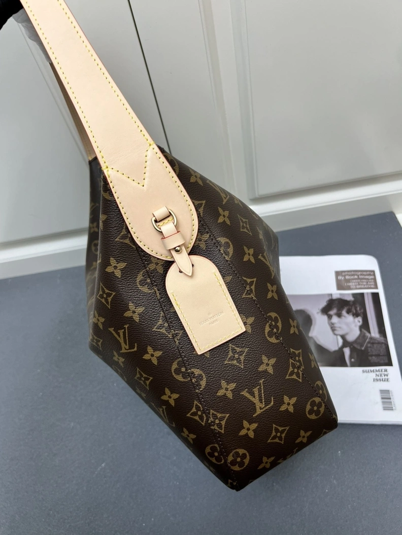 Minimalist LX Top Handle Bags 23564
