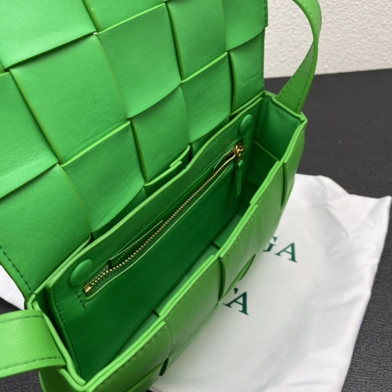BX Cosmetic Bags Fashionable 80010
