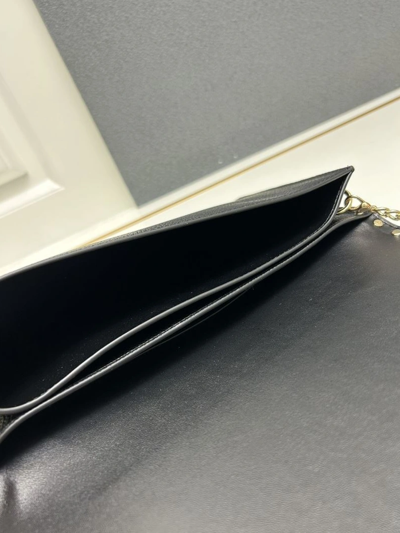Efficient Vxlxntino Clutch Bags 79375