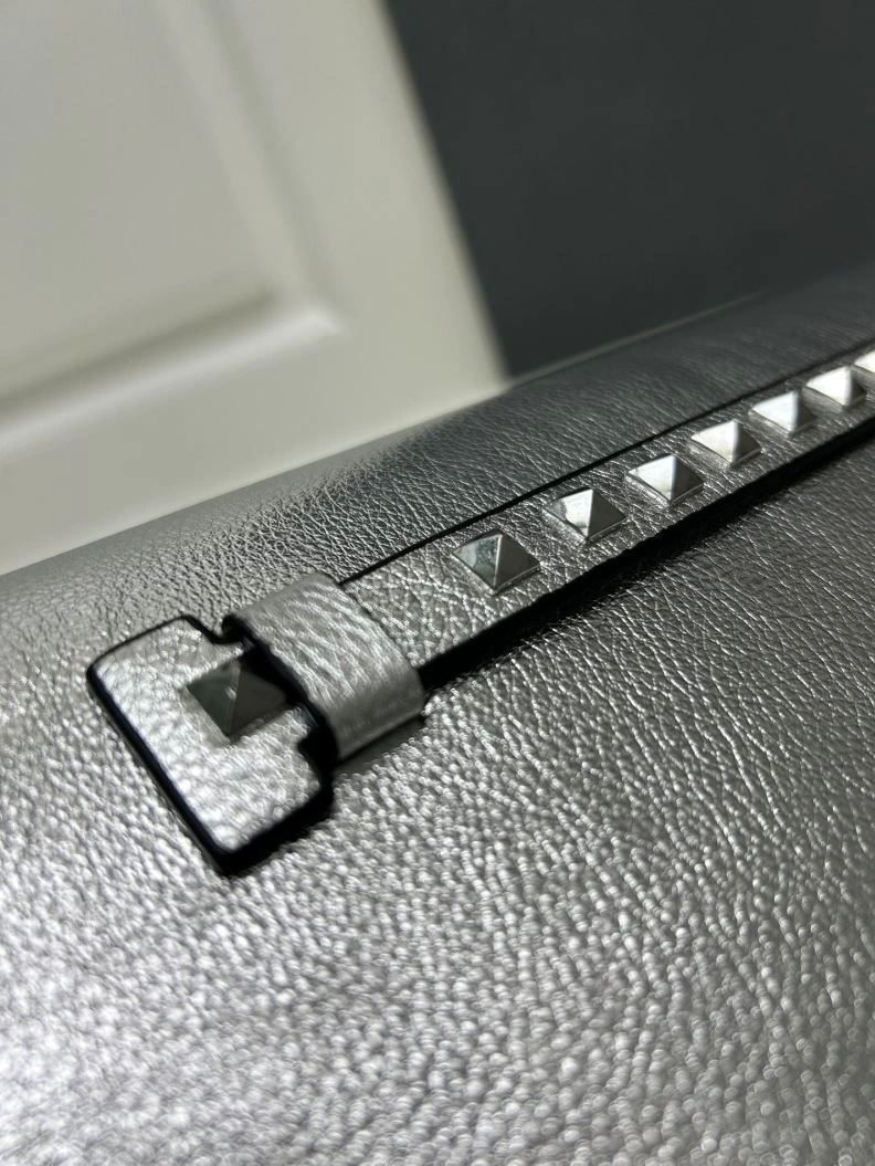 Flexible Vxlxntino Clutch Bags 79409