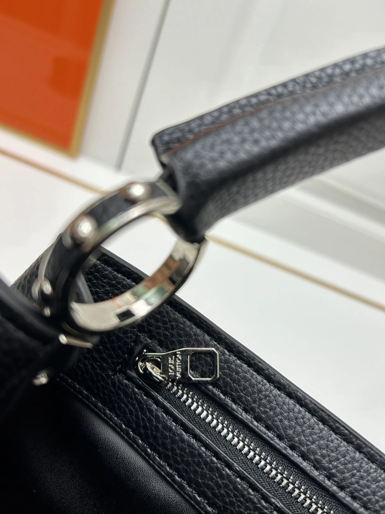 Breathable LX Caxucines Bags 23744