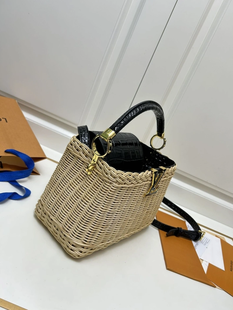 Fashionable LX Caxucines Bags 23723
