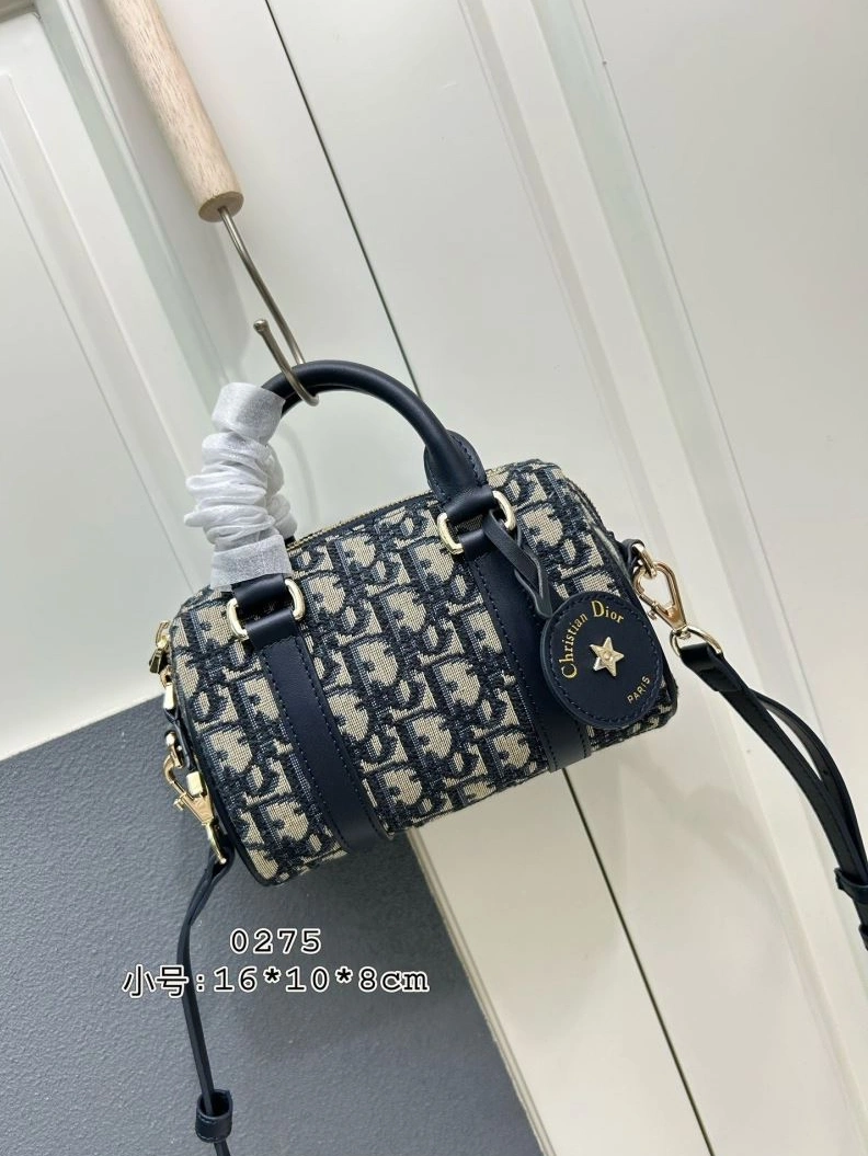 Comfortable Dxxr Top Handle Bags 61915