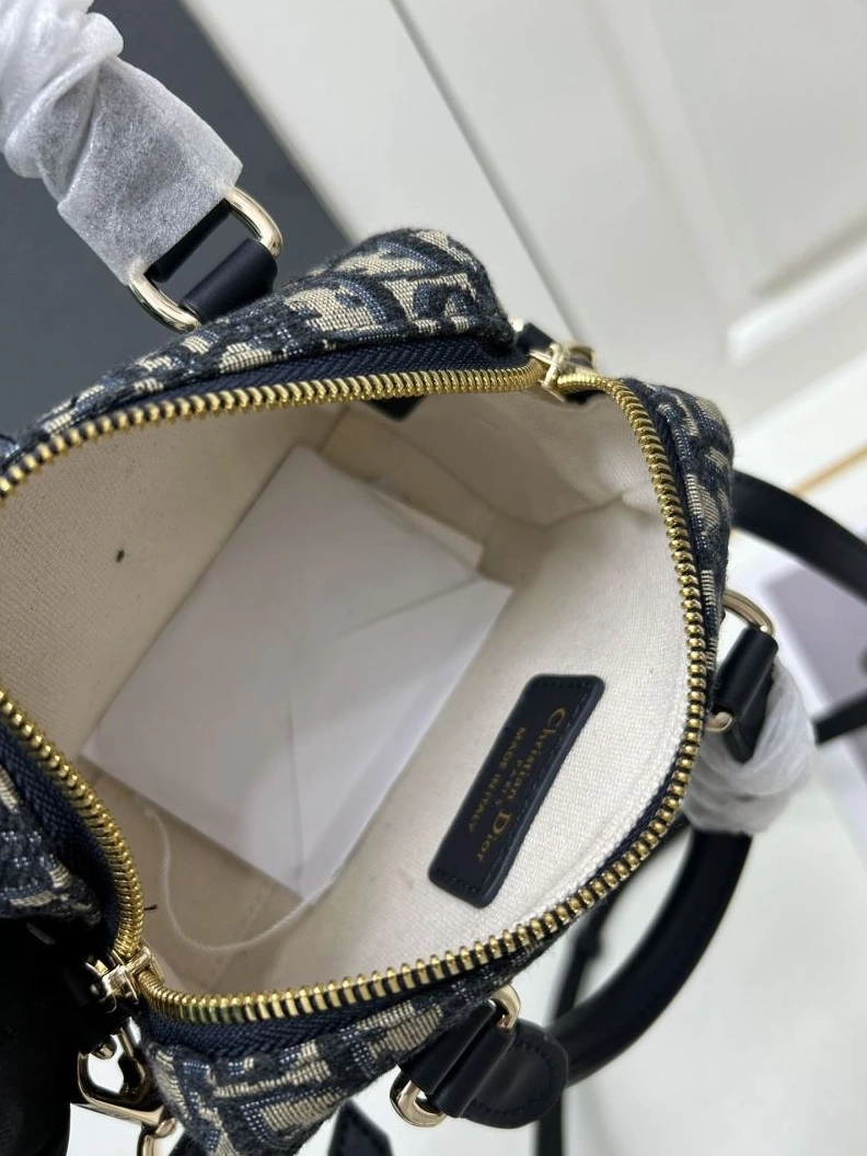 Comfortable Dxxr Top Handle Bags 61915