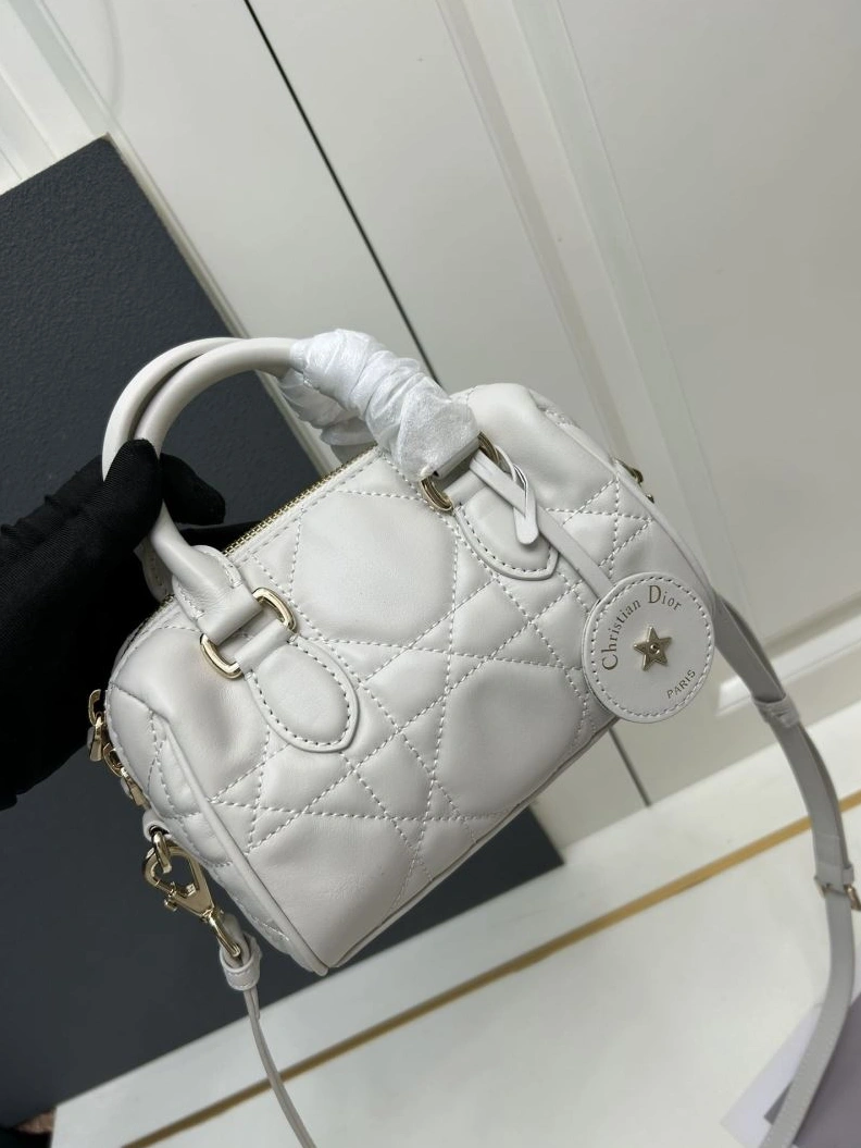 UrbanStyle Dxxr Top Handle Bags 61899