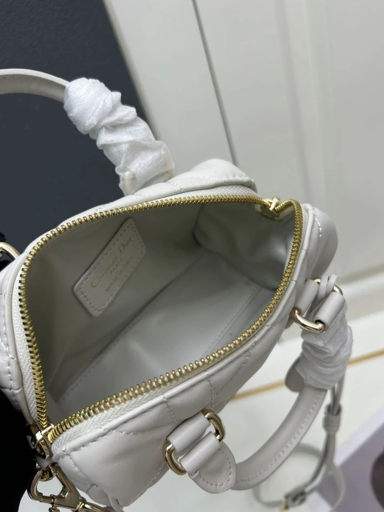UrbanStyle Dxxr Top Handle Bags 61899