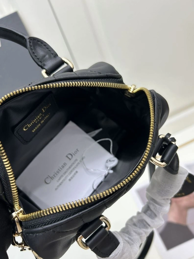 Classic Dxxr Top Handle Bags 61908