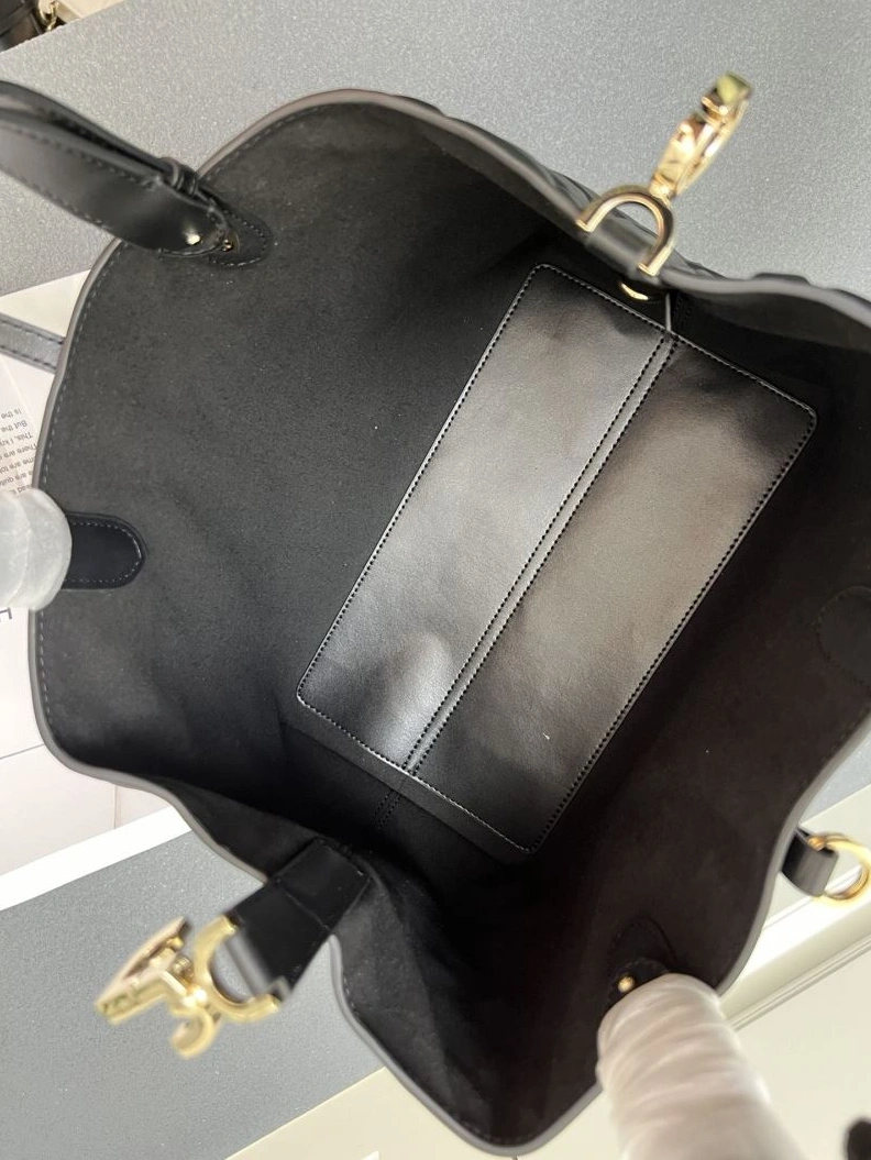 Trendsetting Dxxr Shopping Bags 61996