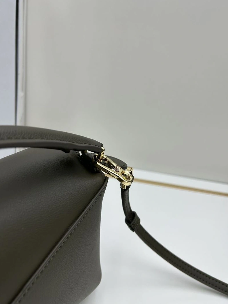 EyeCatching Lxxwe Satchel Bags 79801
