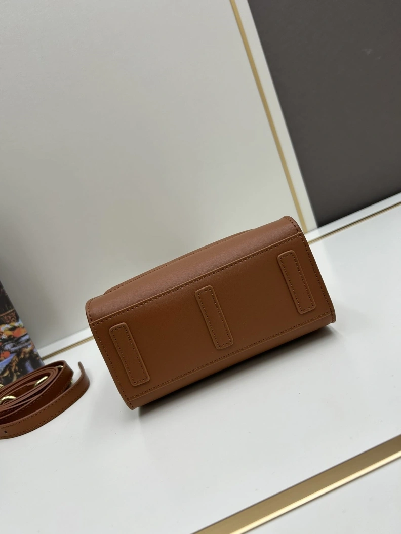 Stylish D&X Shopping Bags 80214