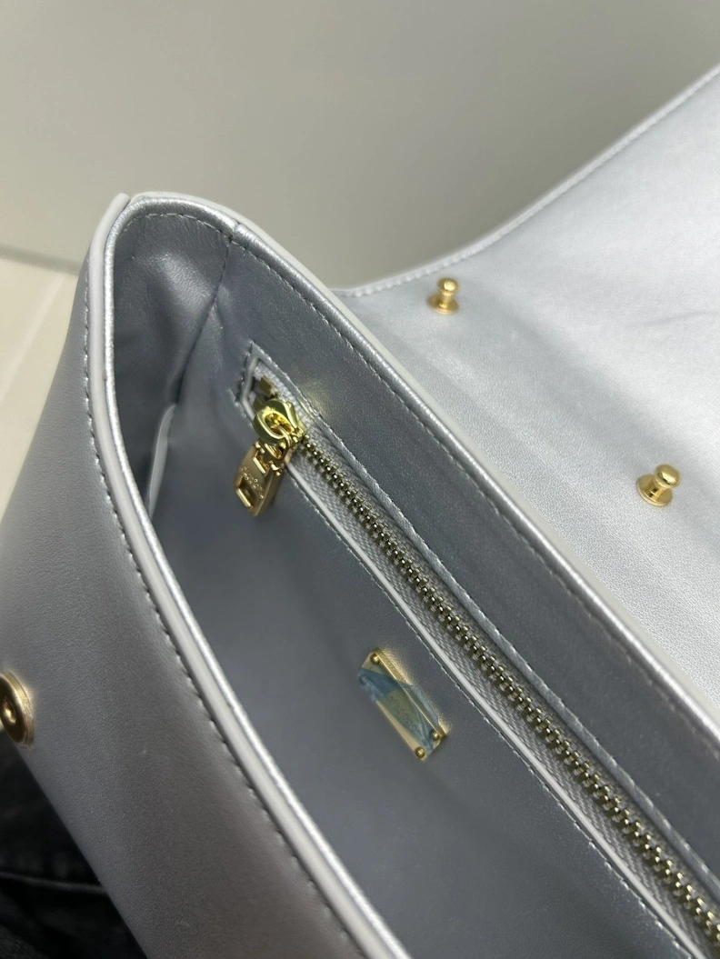 Unique D&X Handle Bags 80420