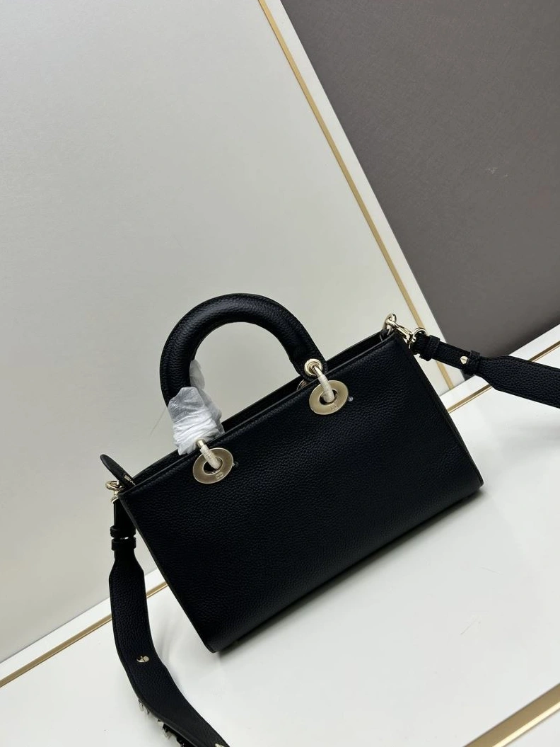 Affordable Dxxr Shopping Bags 61988