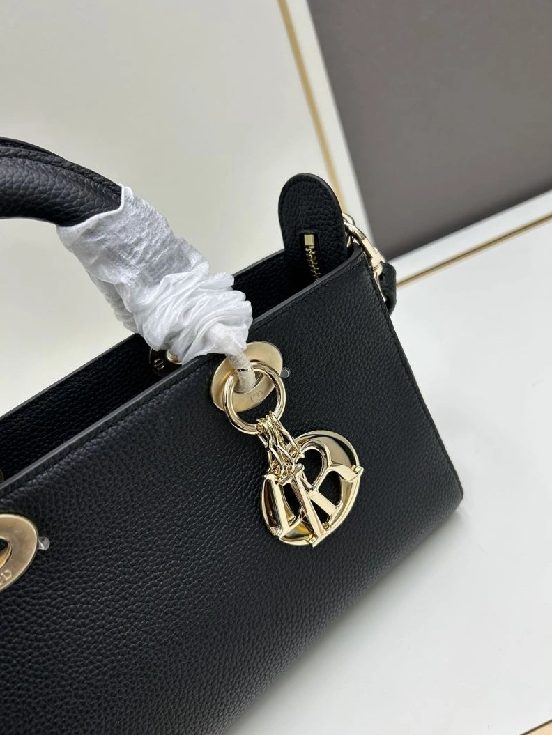 Affordable Dxxr Shopping Bags 61988