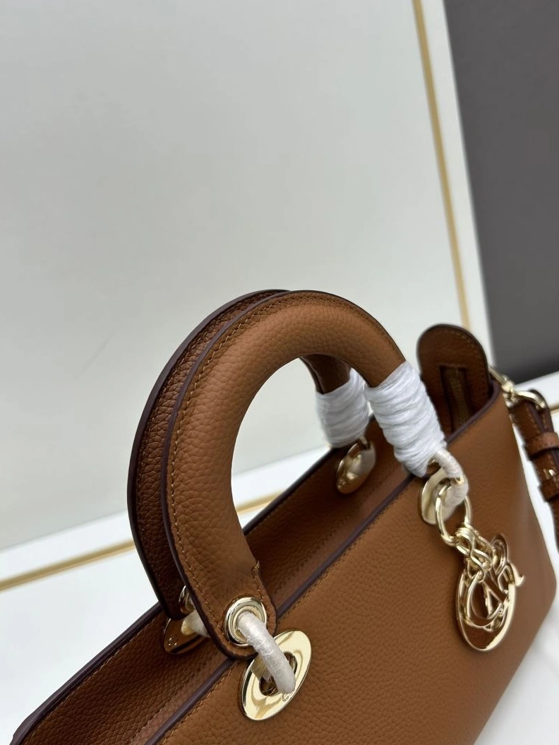 Vibrant Dxxr Shopping Bags 61962