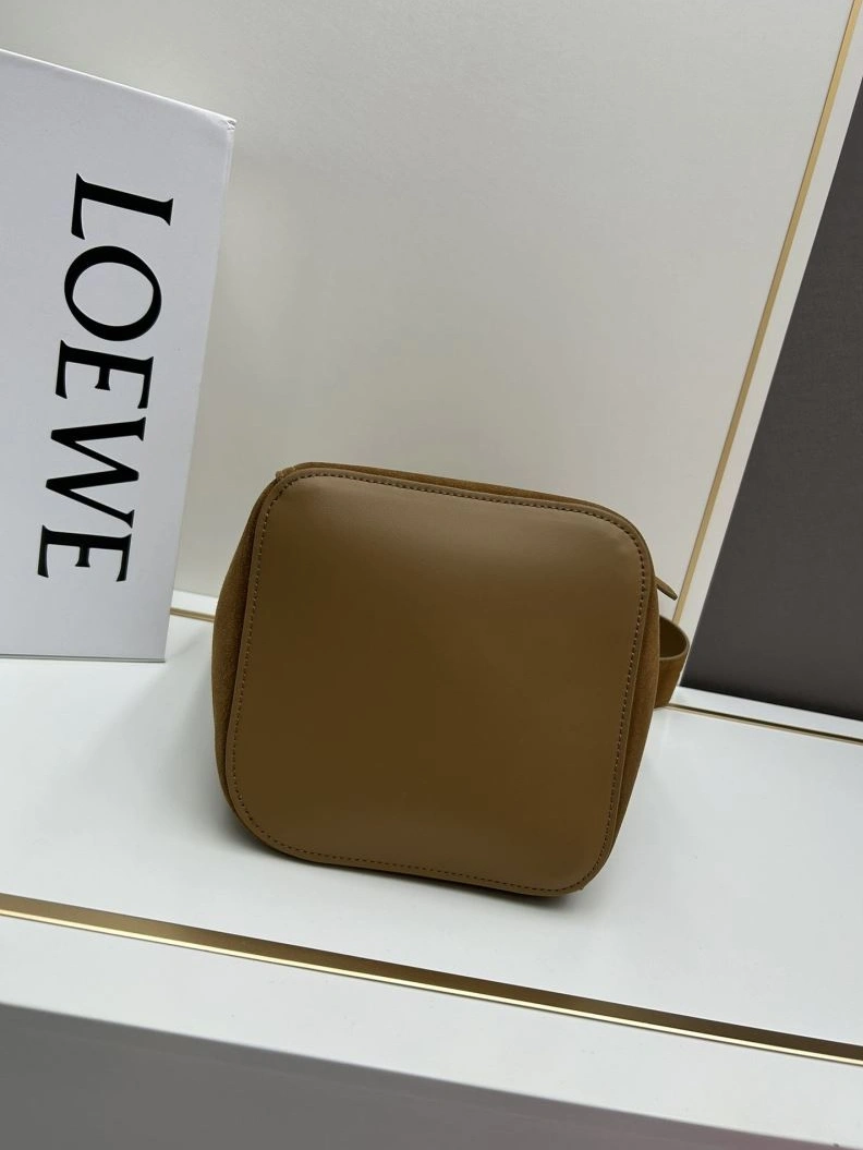 Refined Lxxwe Handle Bags 79863
