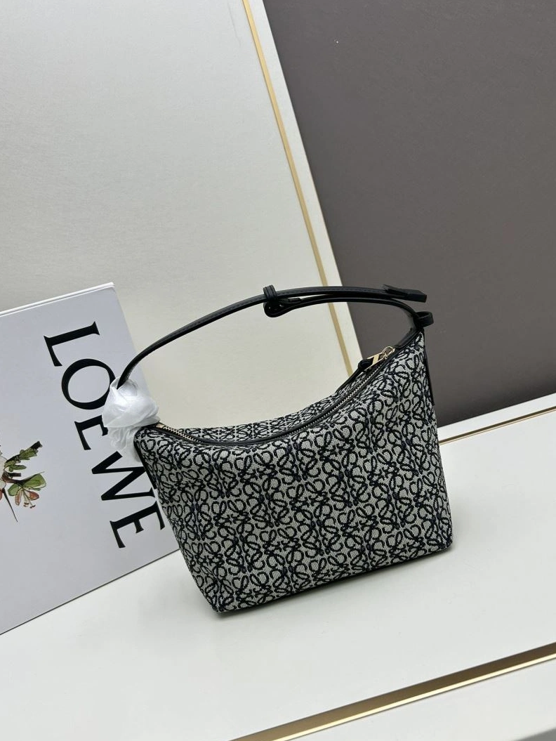 Refined Lxxwe Handle Bags 79869