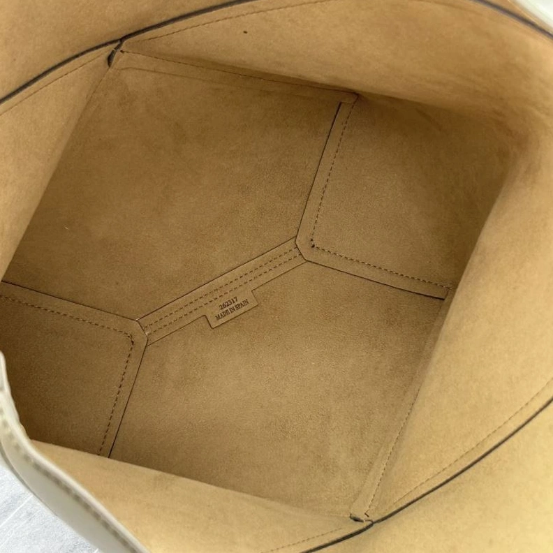 Comfortable Lxxwe Shopping Bags 79628