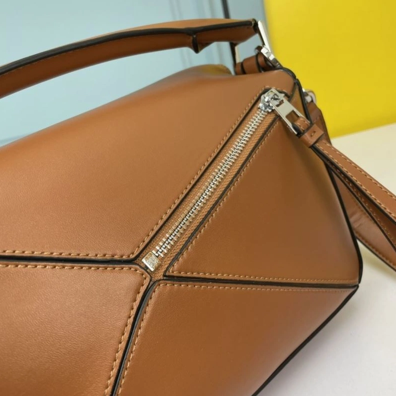 Sleek Lxxwe Satchel Bags 79680