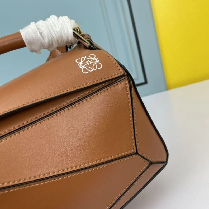 Sleek Lxxwe Satchel Bags 79680