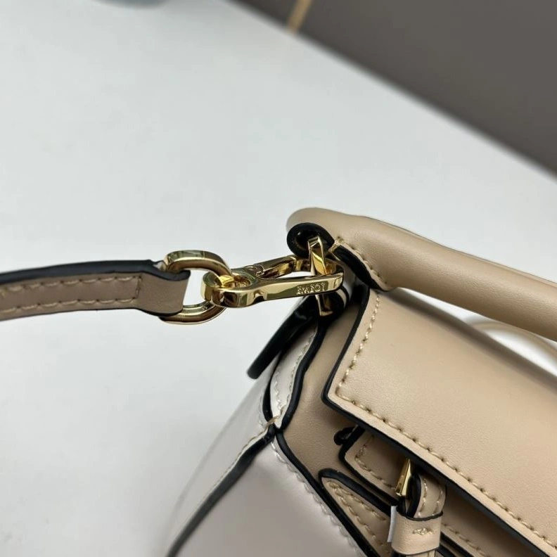 NewStyle Lxxwe Satchel Bags 79704