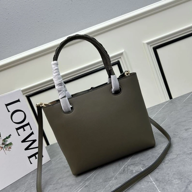 Bold Lxxwe Shopping Bags 79615