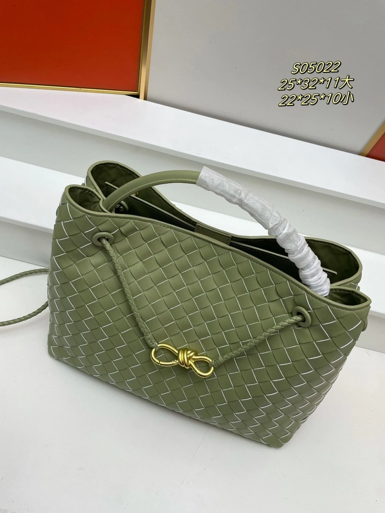 Reliable BX Top Handle Bags 79930