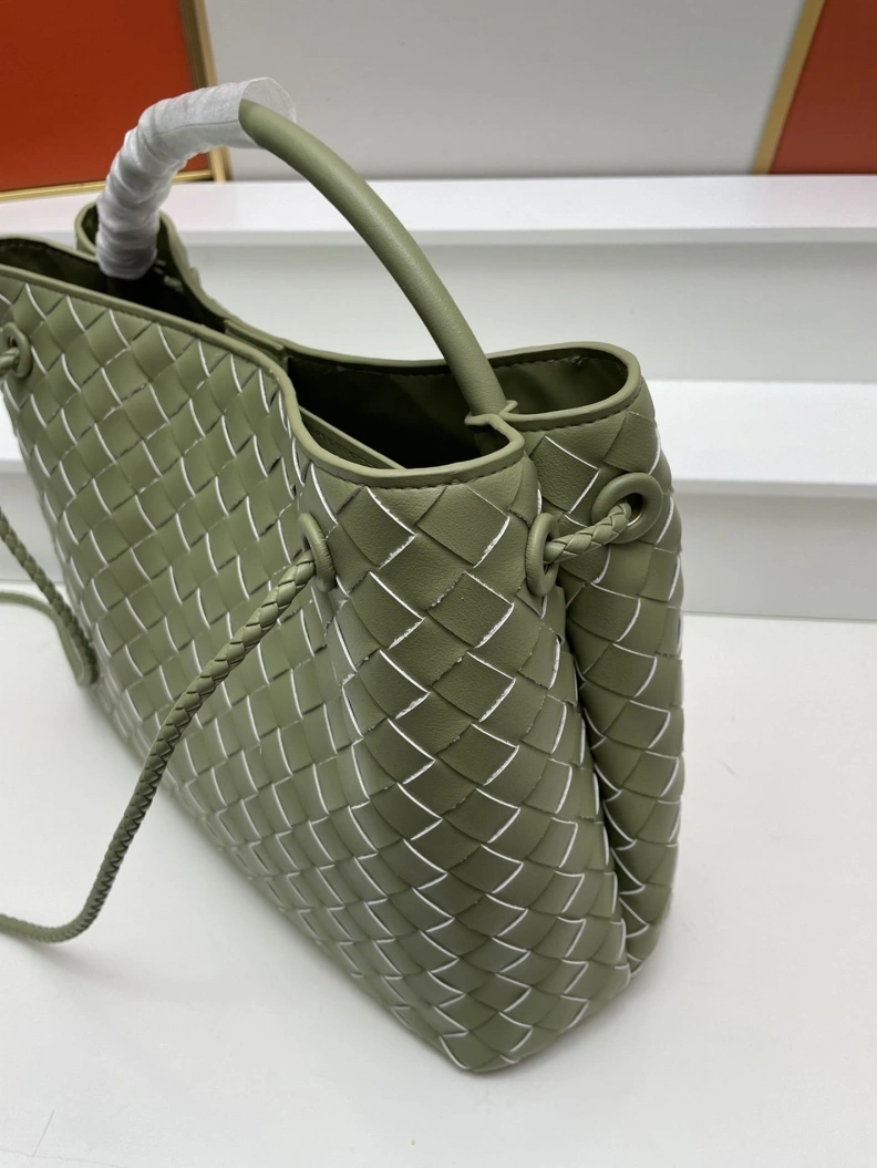 Reliable BX Top Handle Bags 79930