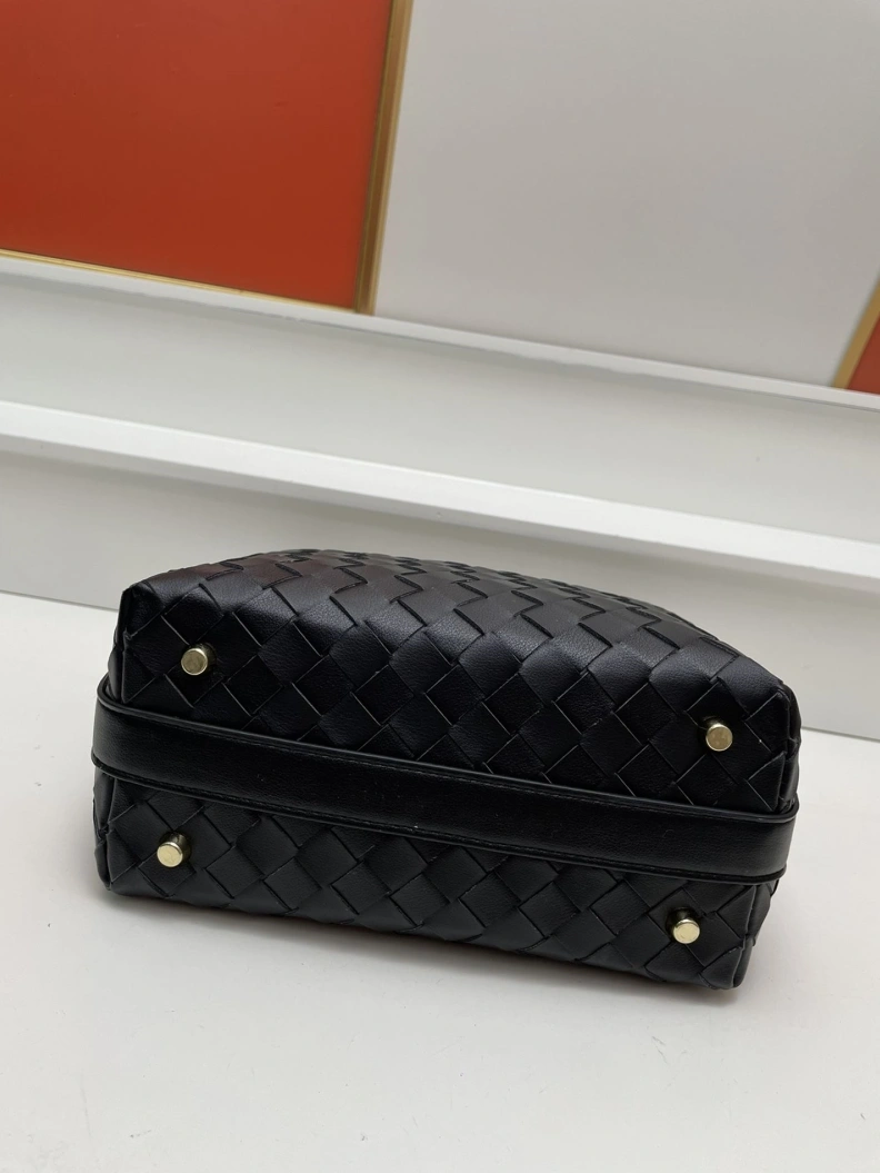 Classic BX Top Handle Bags 79904