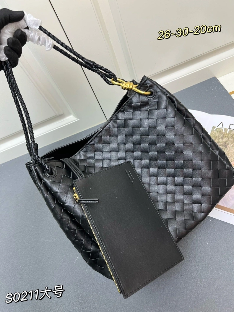 Minimalist BX Shopping Bags 79990