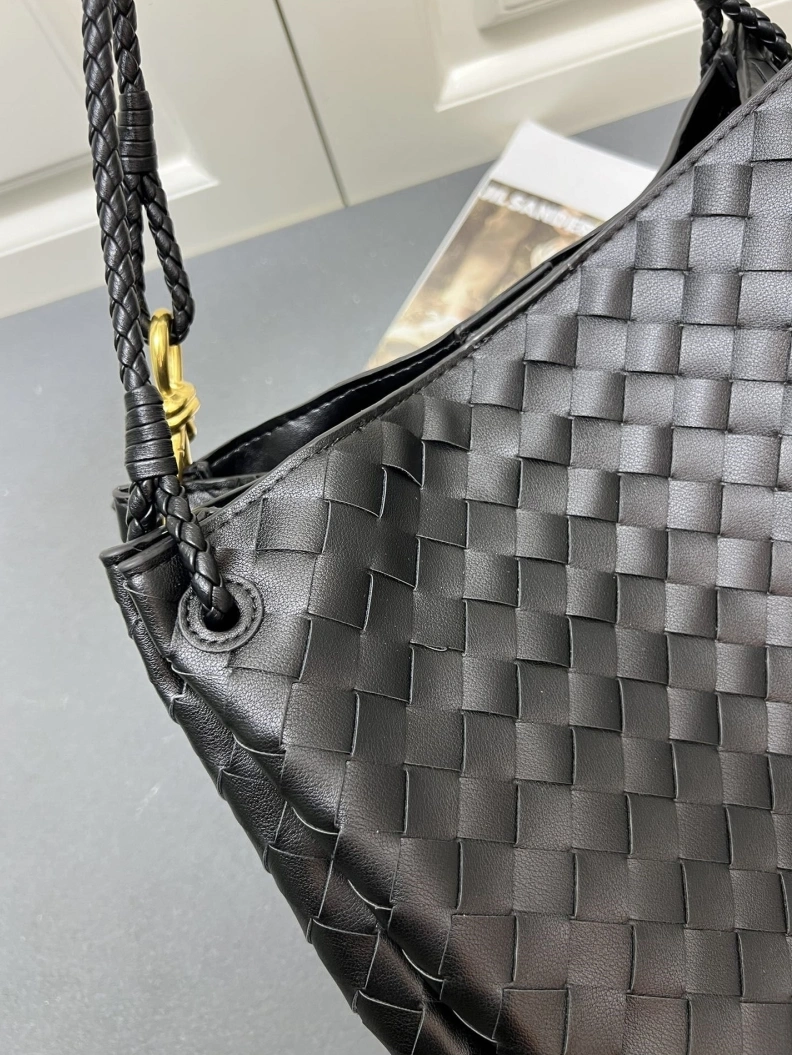 Minimalist BX Shopping Bags 79990