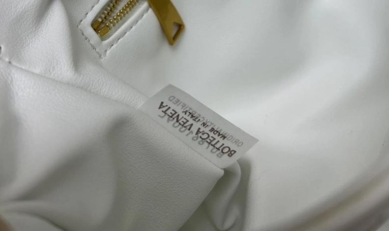 WellDesigned BX Clutch 80006