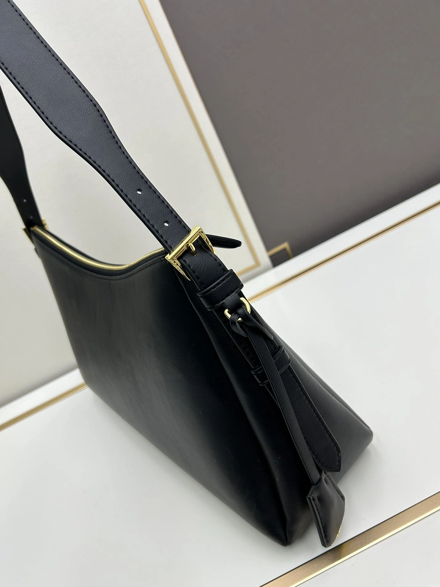 ModernLook Prxdx Top Handle Bags 59340
