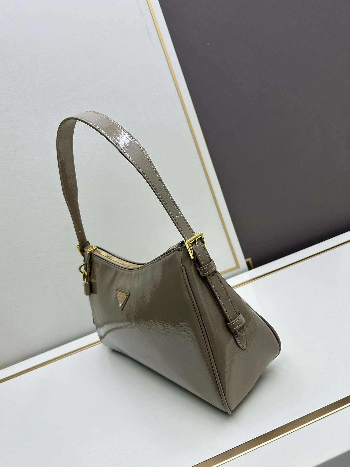 Cozy Prxdx Top Handle Bags 59333
