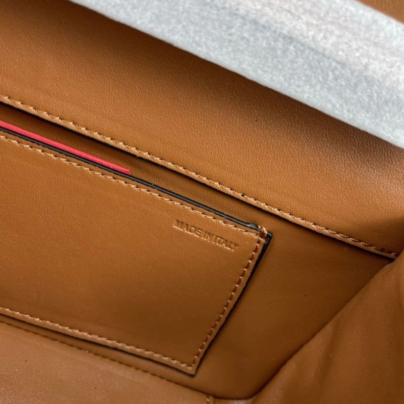 Refined Vxlxntino Handle Bags 79332