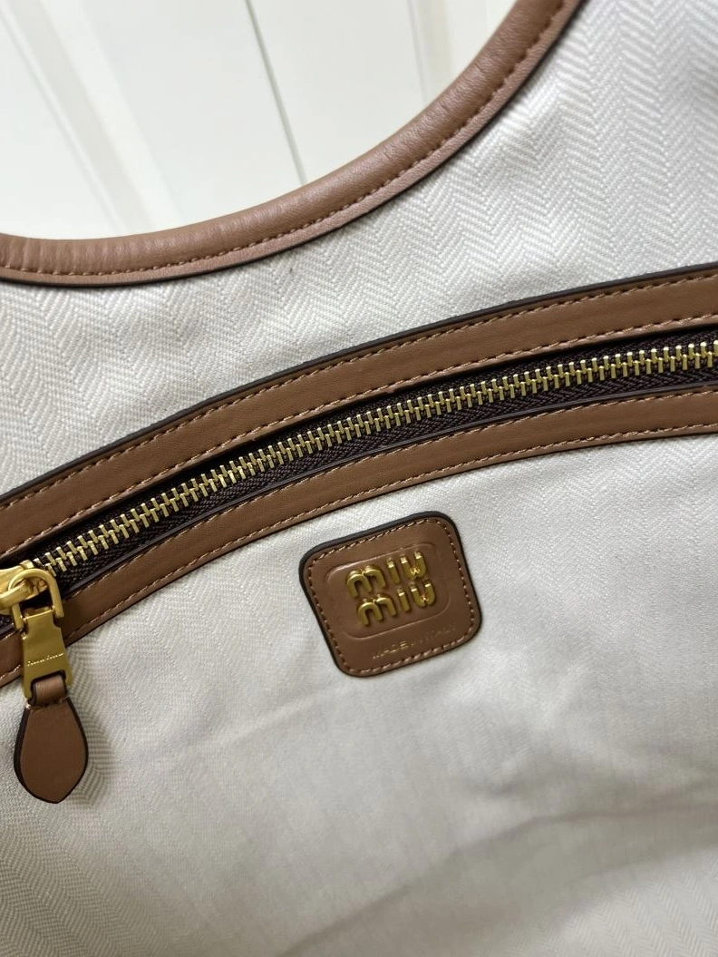 Unique MIX MIX Top Handle Bags 79497