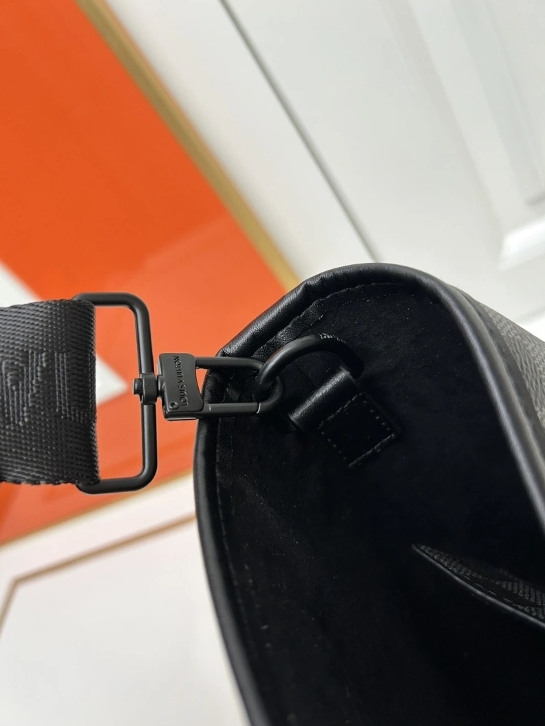 Resilient LX Shopping Bags 23590