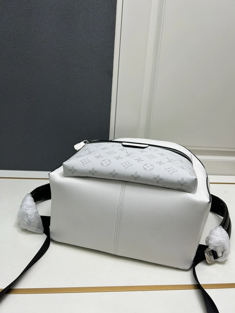 LX Backpacks EyeCatching 23822