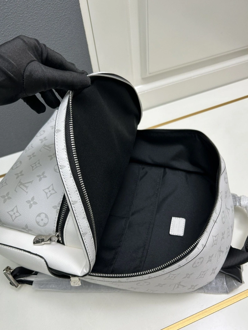 LX Backpacks EyeCatching 23822