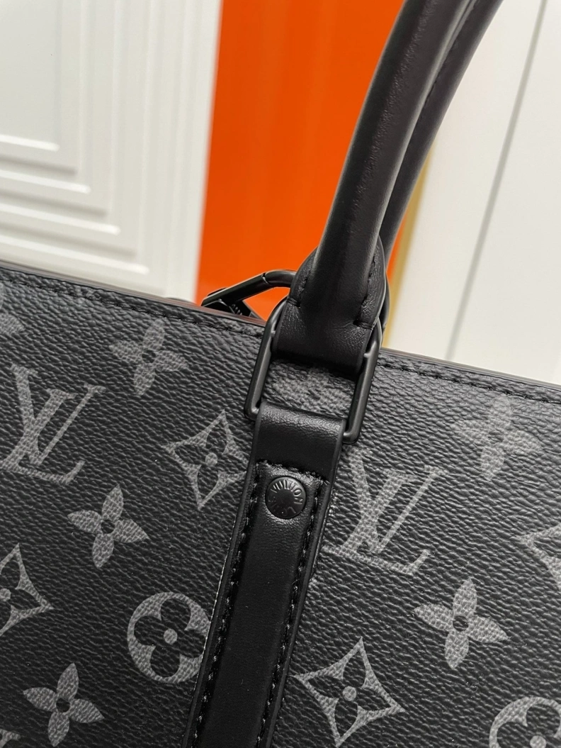 Classic LX Mens Briefcases 23641