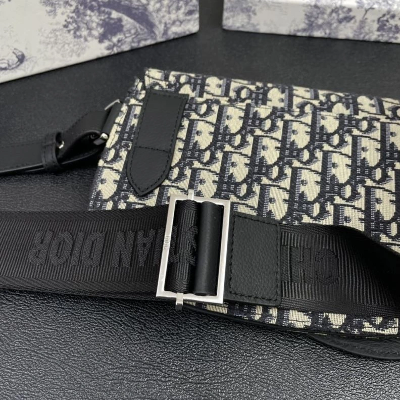 Unique Dxxr Satchel bags 62040