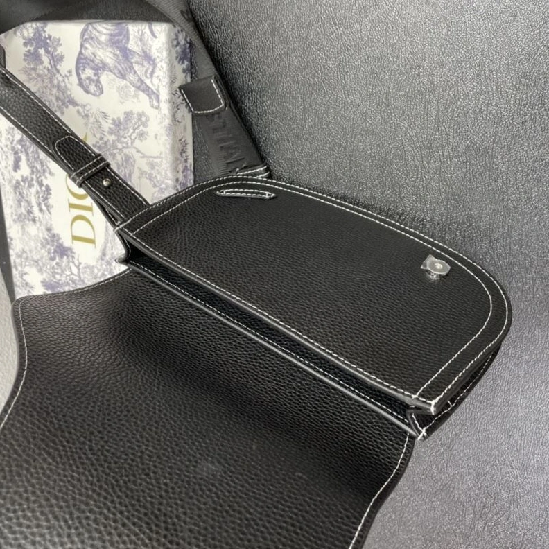 Versatile Dxxr Satchel bags 62030
