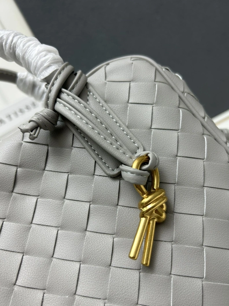 Comfortable BX Top Handle Bags 79925