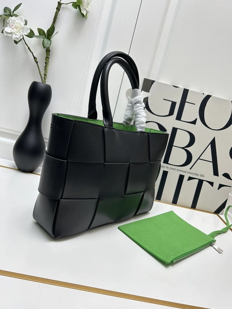 Bold BX Shopping Bags 79944