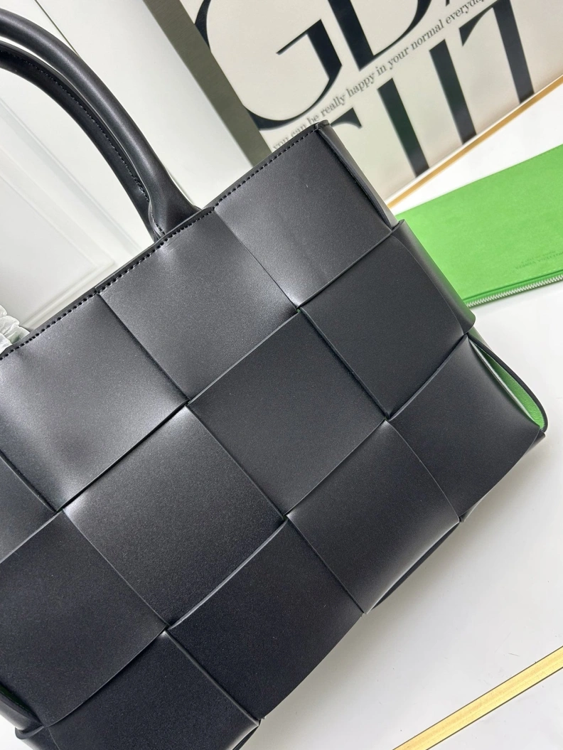 Bold BX Shopping Bags 79944